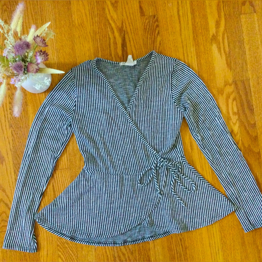 Woman’s Long sleeves size Small
